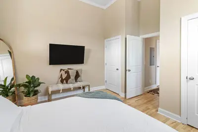 Image de Fully restored historic apartment in Downtown Elizabeth City