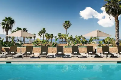 Image de Pet-Friendly Beach Bliss! Just Steps to the Beach, Relaxing Outdoor Pool