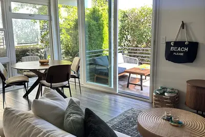 Image de Cozy Modern Beach Bungalow in San Clemente! Steps to the beach, downtown & casa!