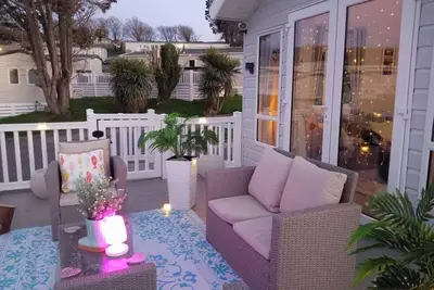 Image de Poppy's Retreat - Lodge in the Valley of Porth