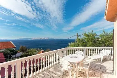 Image de Appartement de trois chambres avec la terrasse et la vue sur le mer Sveti Juraj, Senj (A-23799-a)