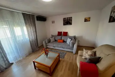 Image de Appartement de deux chambres avec le balcon Kastel Stari, Kastela (A-24379-b)