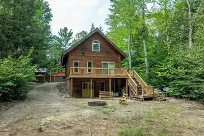 Image de Beautiful Rustic 3-Bedroom Cabin Near Munising-Next To Utv/Atv/Snowmobile Trails
