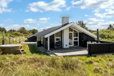 Image de \"Tale\" - 750m from the sea by Interhome