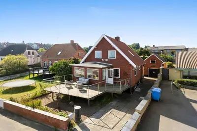 Image de Family friendly house by the Sea