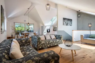 Image de Appartement \"1\" avec vue sur le lac, terrasse privée et Wi-Fi