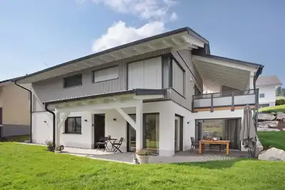 Image de Appartement \"NaturPur\" avec vue sur les montagnes, terrasse partagée et Wi-Fi