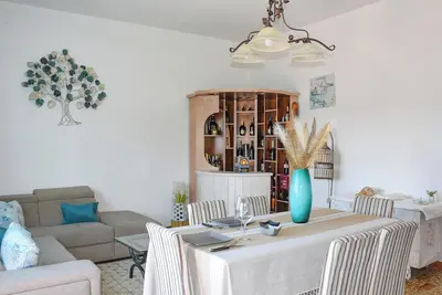 Image de Isabel House