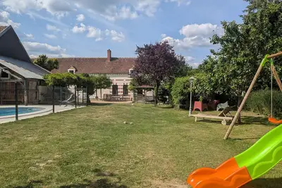 Image de Séjour champêtre avec piscine partagée à Chabris