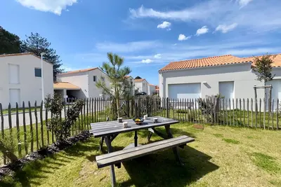Image de Maison neuve avec Wifi, près de la forêt à Saint-Jean-de-Monts