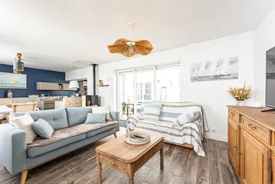 Image de Maison familiale à La Noue avec cour privative