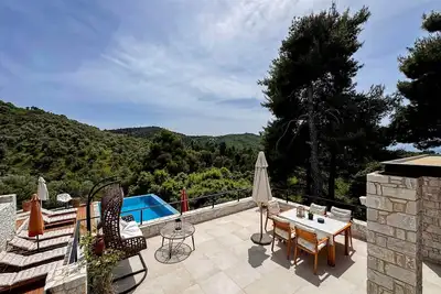 Image de Damari Whispering Pines Villa Skiathos, stylish 3bedroom villa with private pool