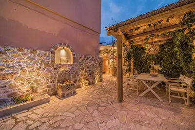 Image de Boutique Cretan house - Old Malia (Incl. Jacuzzi)