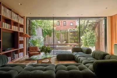 Image de Whitlock by Rove | 6br Th w/Pool & Outdoor Spaces
