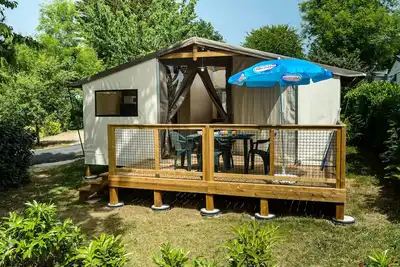 Image de Kabine d'Uther Comfort 27m2 (2 Schlafzimmer) + halb überdachte Terrasse 4 Personen