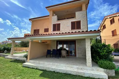 Image de Apartment Branka - sea view, 160 m from sea, terrace, playground
