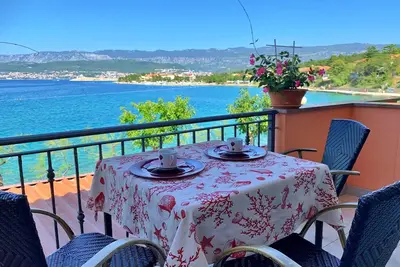 Image de Cozy Seaside Apartment with Panoramic Sea View – Perfect for 2–3 Guests