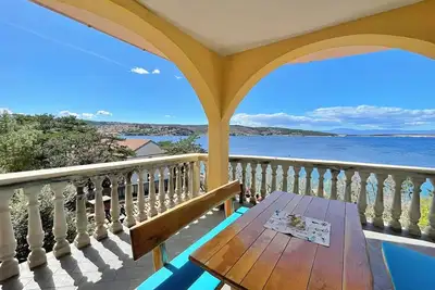 Apartment Neptun - seafront, 20 m from sea, sea view, terrace, private parking