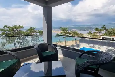 Image de Luxury Apartments Punta Silo - 30 m from the sea, sea view, swimming pool, outdoor shower, Smart Tv, laundry room, private parking
