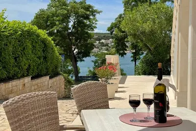 Image de Apartment Scheich - seafront, 20 m from sea, ground floor, terrace