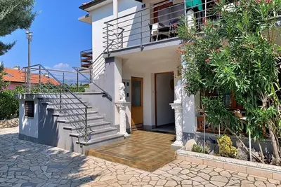 Image de Apartment Volaric - 160 m from sea, 4 bedrooms, quiet location, Bbq