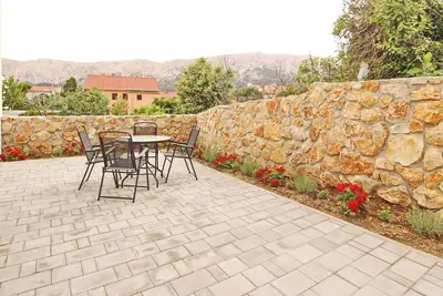 Image de Apartment Vasilic - with Terrace, 300m from the Beach