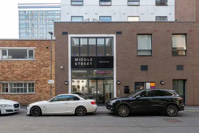 Image de Student Only Middle Street