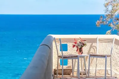 Image de Astra Beach Studio - Koroni Beachfront Escape