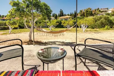 Image de Koroni Beachfront Retreat, Private Garden Haven