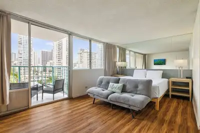 Image de Aqua Aloha Surf Waikiki 701 | City Views – Pool & Bbq