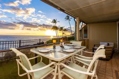 Image de New Listing - Stunning Ocean front villa - Ac + pool