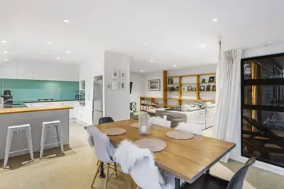 Image de Fantastic Morningside Home