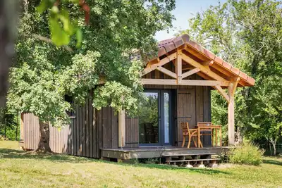 Image de Maison en bois chic et cozy pour 2 – Nature, calme et terrasses champêtres