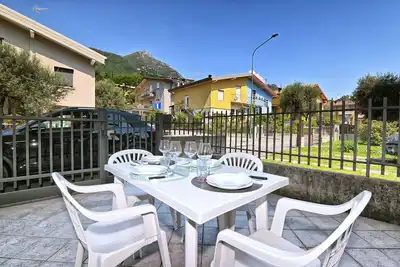 Image de Appartamento Jeda by Theater Home - with terrace and a few steps from the center
