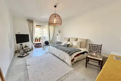 Image de Appartement pour 2 avec balcon - proche parc