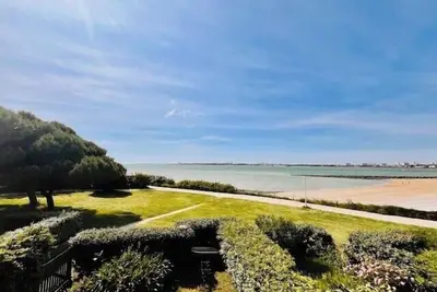 Image de Appartement avec balcon vue mer