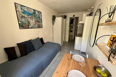 Image de Studio tout confort pour deux à Paris