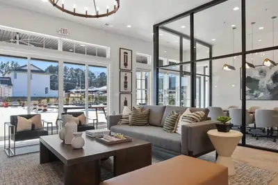 Landing | Incredible 2bd, Courtyard, Gym