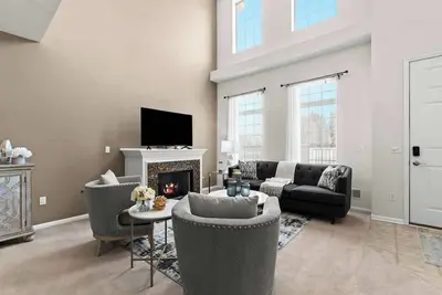 Image de *New* Auburn Hills Dt Condo