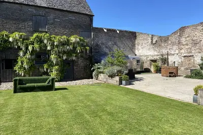 Image de Starling House -  a house that sleeps 5 guests  in 2 bedrooms