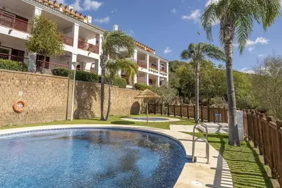 Image de Appartement à La Alcaidesa près Golf & Plage