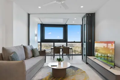 Image de Queen’s Wharf 1br L60 ~  Luxe City & River View