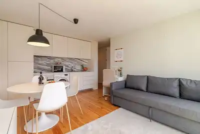 Image de HostWise – Modern and Cozy Flat | Near the Beach