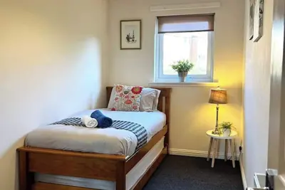 Image de Stylish Modern Flat with Juliet Balcony & Parking