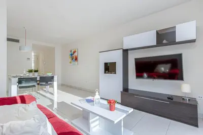 Image de Appartement à Roses près de la Punta
