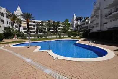Image de Appartement à Roses près de la plage