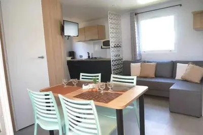 Image de Camping 4 étoiles - Piscine - ccbbbgb