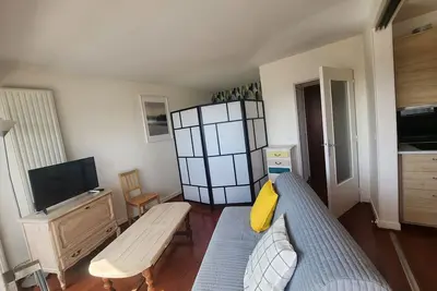 Image de Grand studio lumineux avec parking privé à Courseulles-sur-Mer