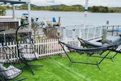 Image de 2 water view new homes with outdoor Spa