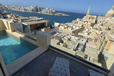 Val · Private pool & unbeatable view | Val by Homega